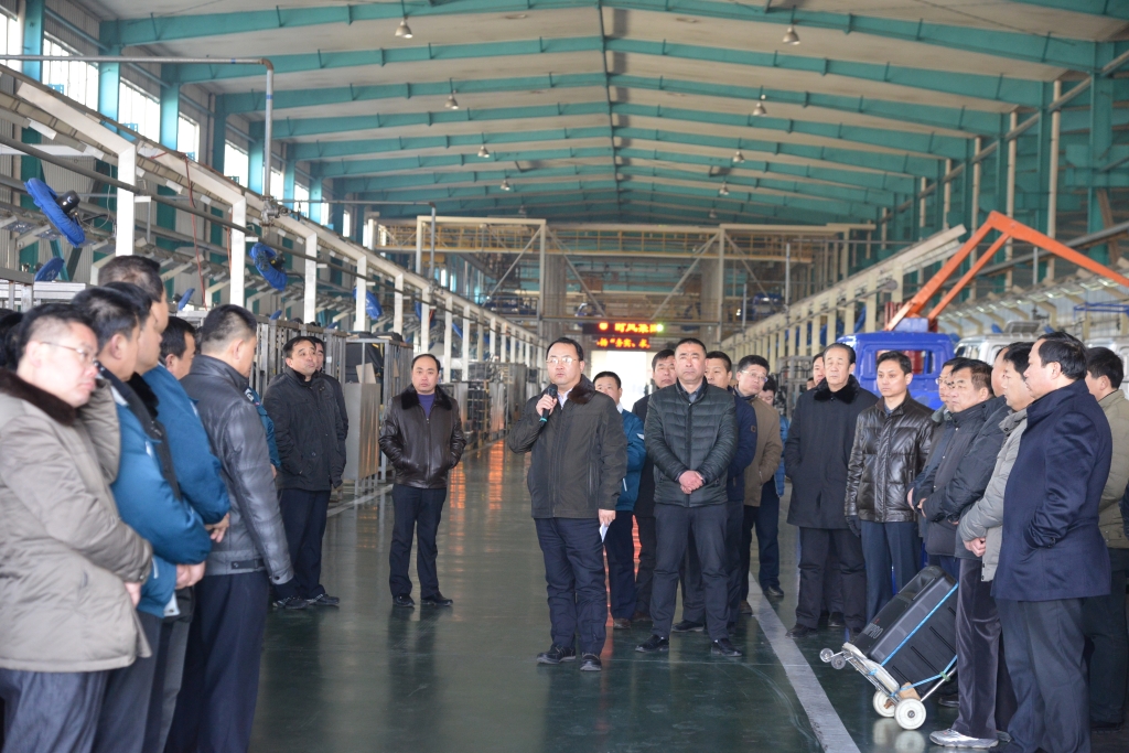 jxf吉祥坊集团举行中层向导干部现场观摩活动